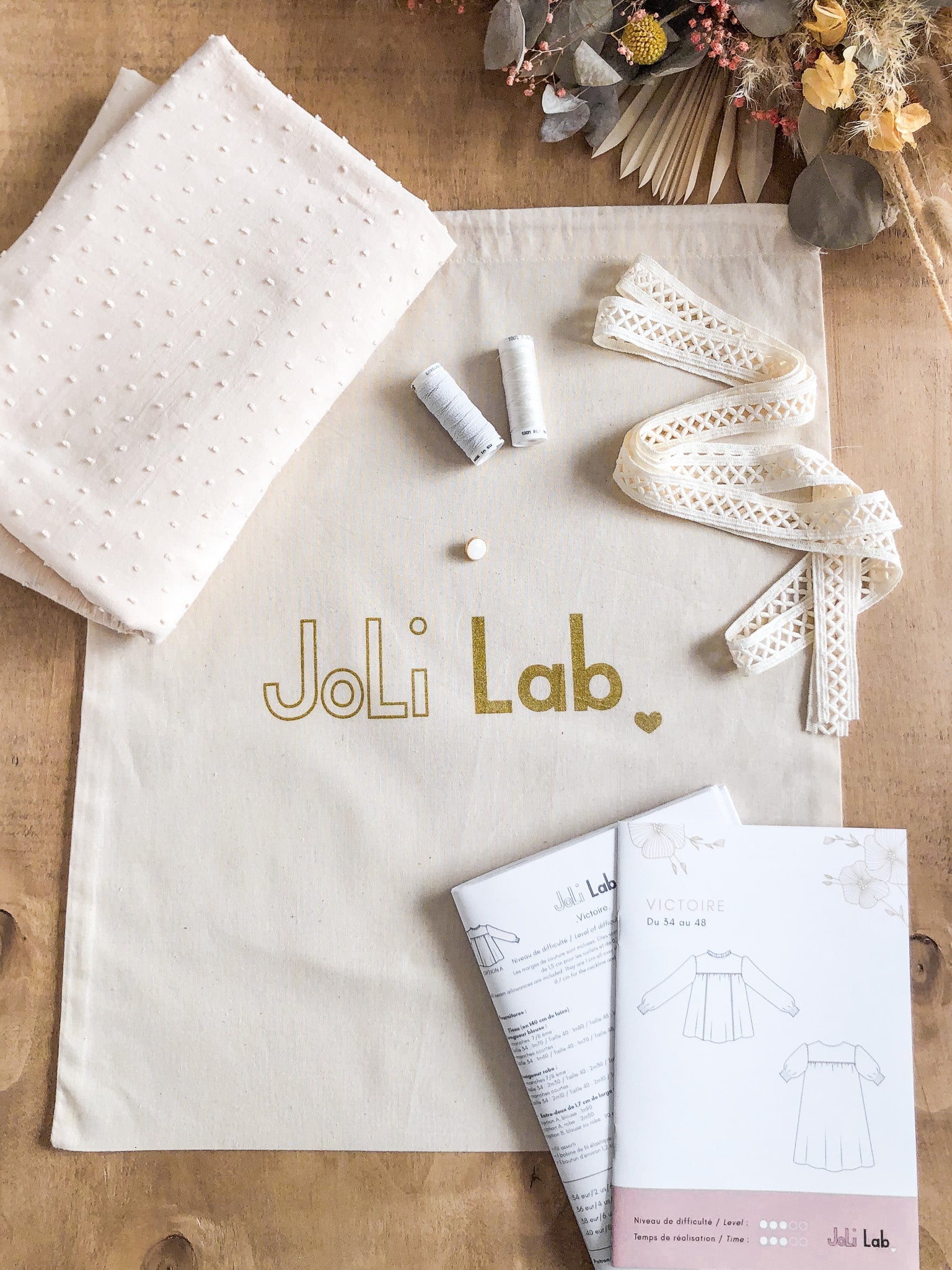 Joli sewing kit - Victory blouse plumetis - Joli Lab