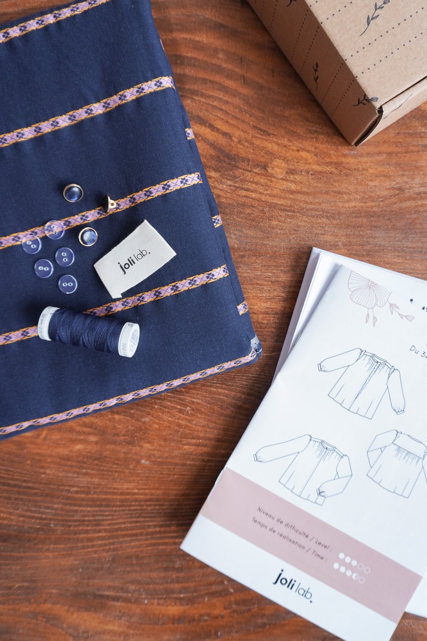 Joli Kit Couture - Blouse Lila rayée marine - Joli Lab