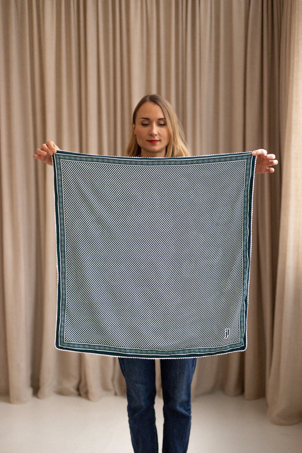 Joli Kit Couture - Foulard Christie vert forêt - Joli Lab