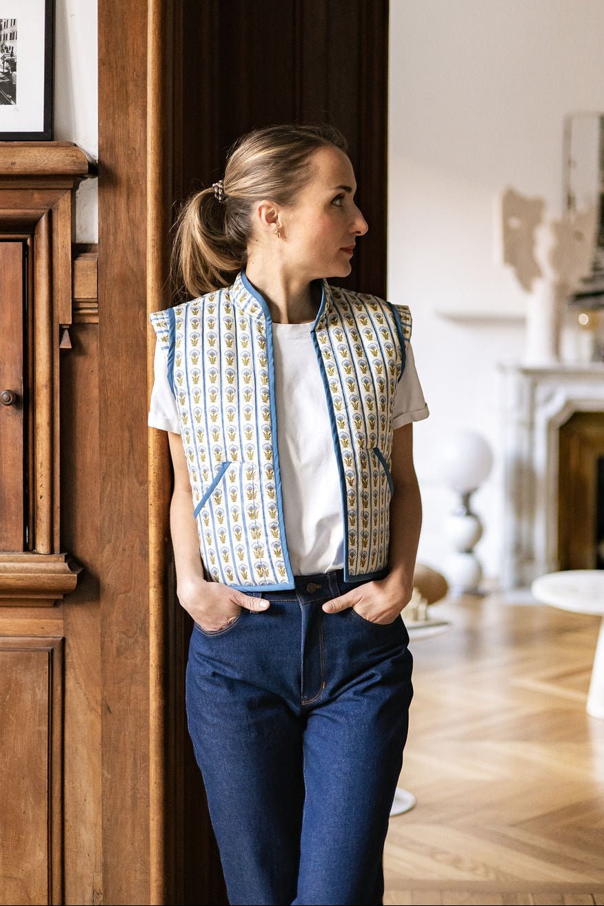 Joli Kit Couture - Gilet Anouck imprimé bleu vintage - Joli Lab