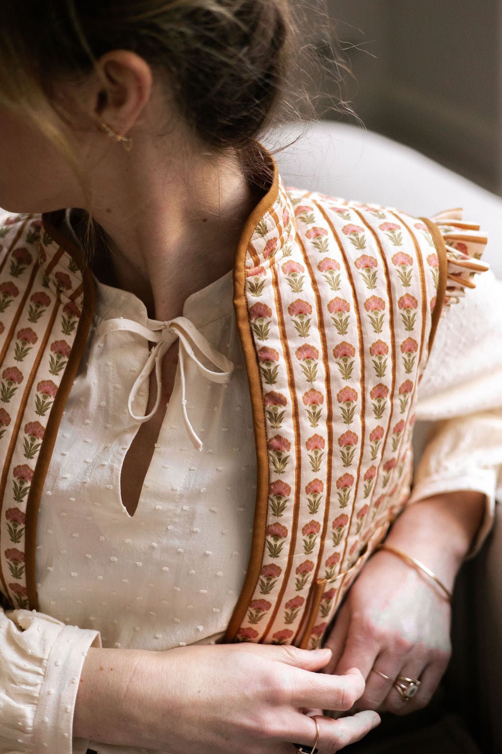 Joli Kit Couture - Gilet Anouck imprimé rose terra - Joli Lab