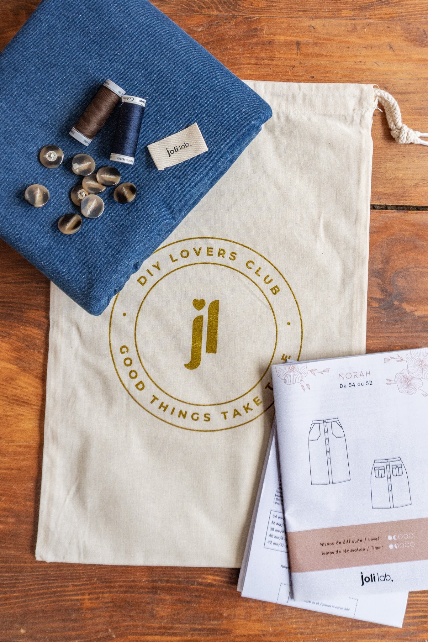 Joli Kit Couture - Jupe Norah denim bleu - Joli Lab