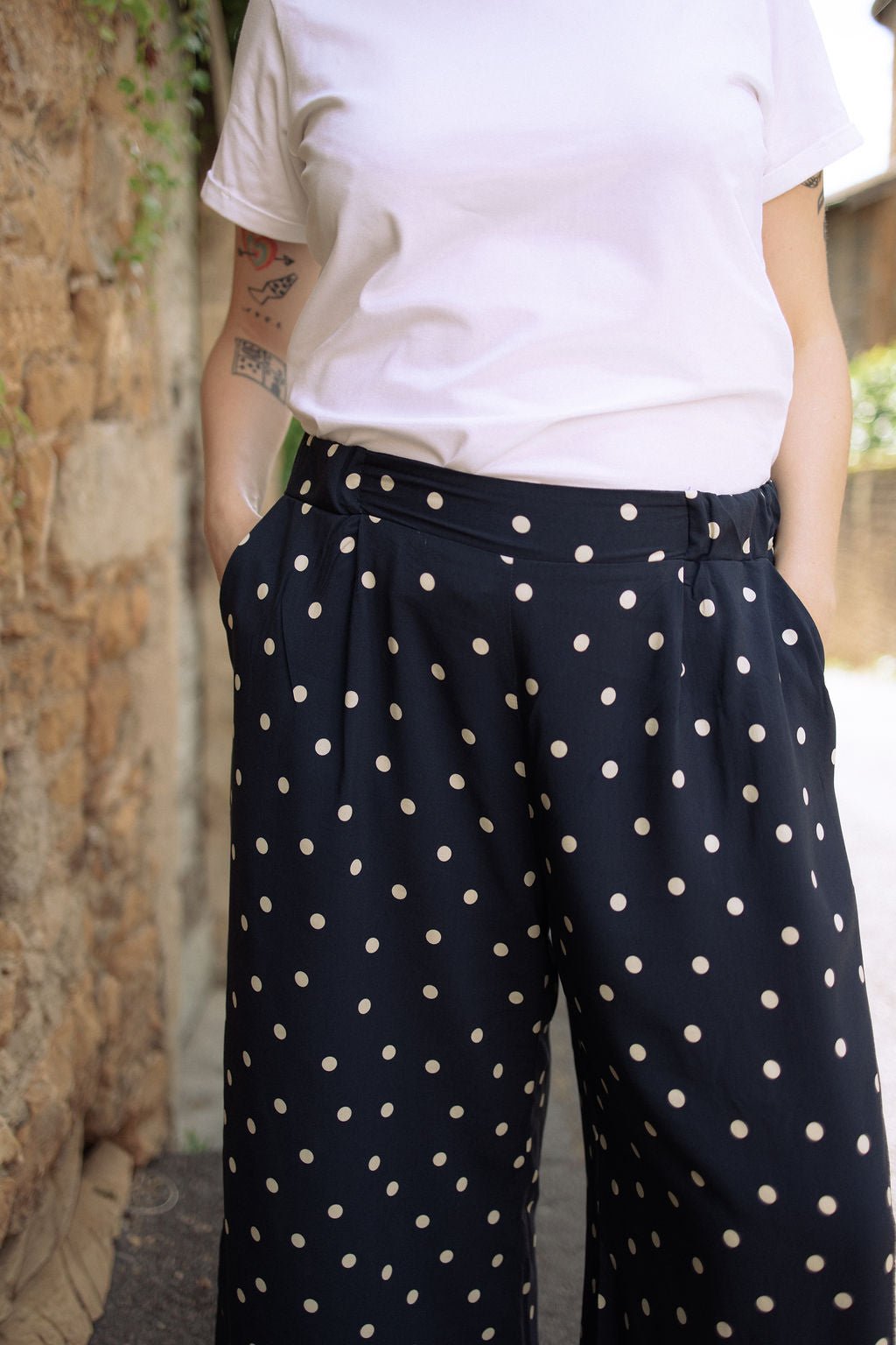 Joli Kit Couture - Pantalon Lison à pois coloris marine - Joli Lab