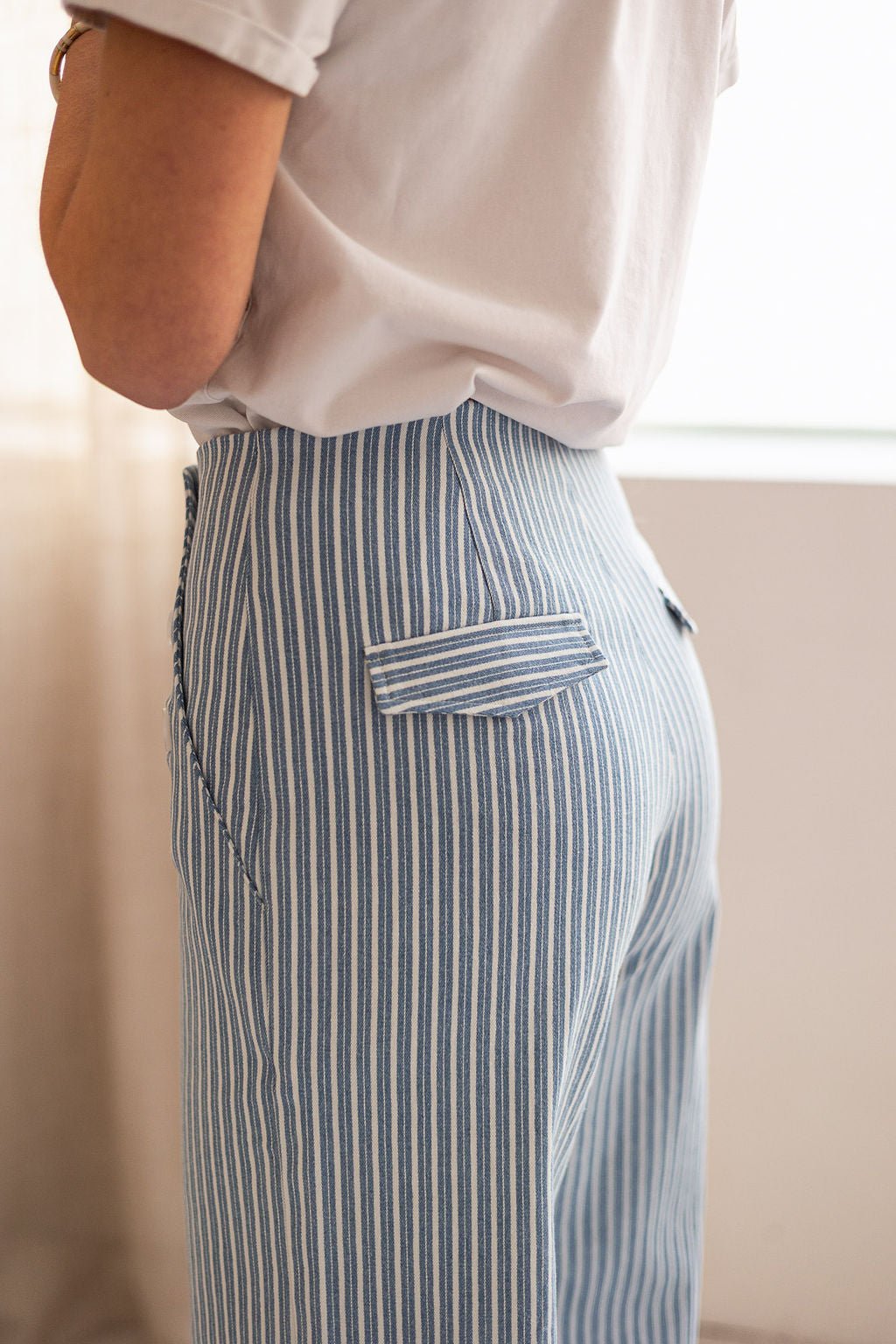 Joli Kit Couture - Pantalon Noé denim rayé - Joli Lab