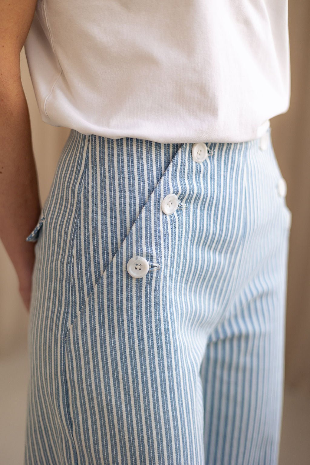 Joli Kit Couture - Pantalon Noé denim rayé - Joli Lab