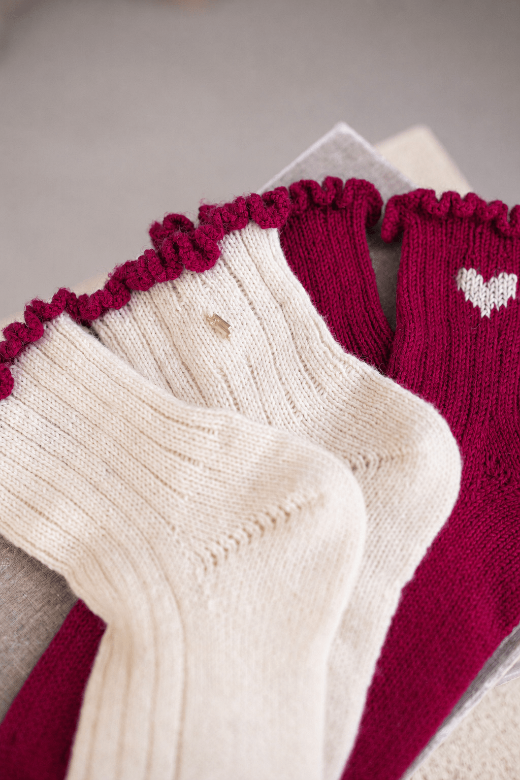 Joli Kit Tricot - Chaussettes Madeleine bordeaux et écru (2 paires) - Joli Lab